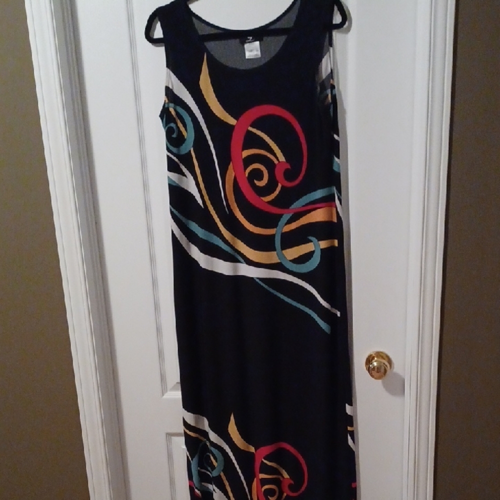 Vibrant Swirl Sleeveless Maxi Dress
